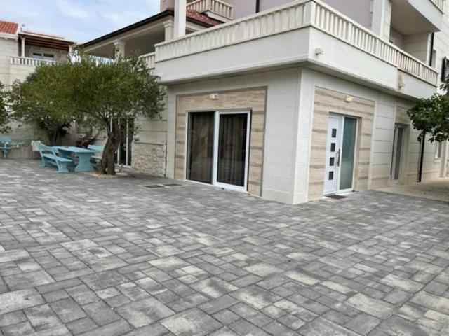 Villa Luce Mit Pool ماكارسكا المظهر الخارجي الصورة