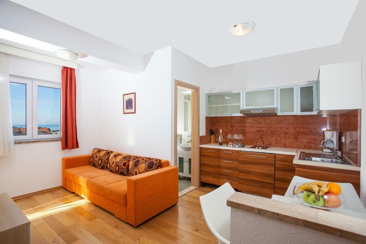 Villa Luce Mit Pool ماكارسكا المظهر الخارجي الصورة